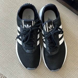 Womens Adidas Sneakers
